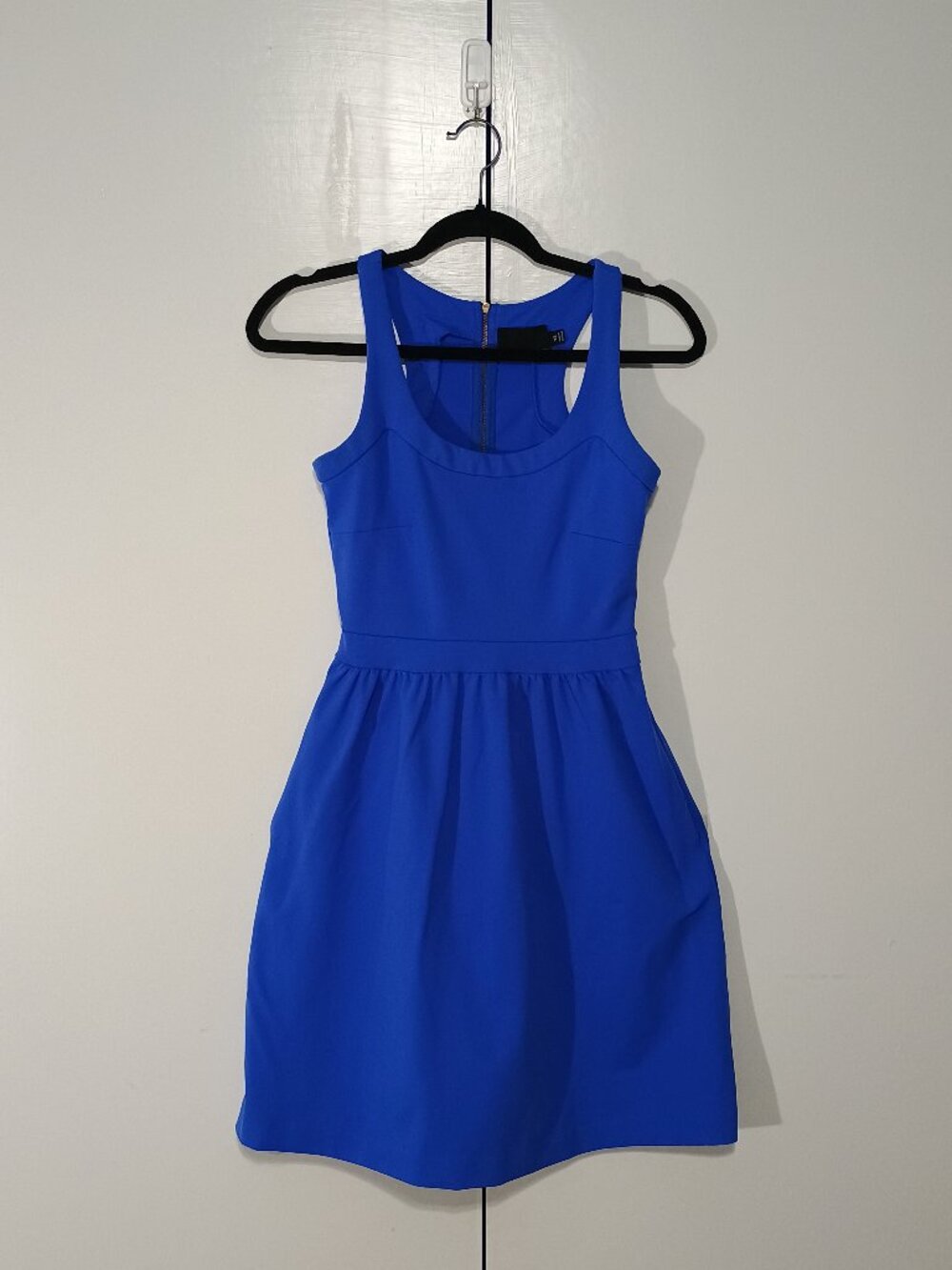 Cynthia Rowley XS Royal Blue Fit & Flare Dress Sleeveless Scuba Stretch Gold Bac - Picture 2 of 9